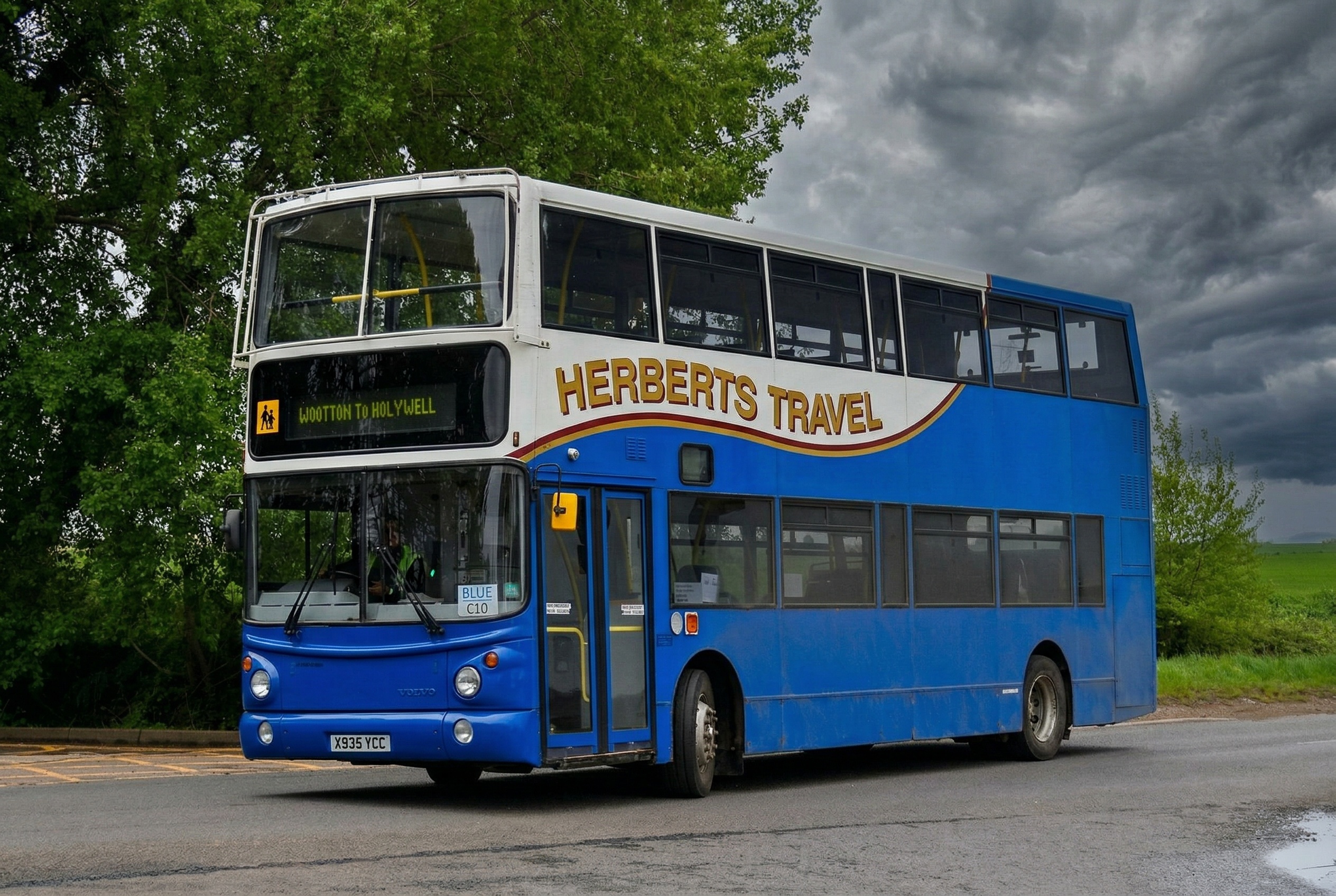 Herberts Travel coach on countryside road